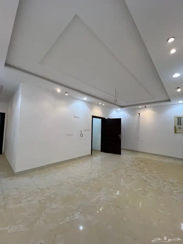 فيلا للبيع بهيكل انشائي مستقل في جدة مخطط الرياض 10