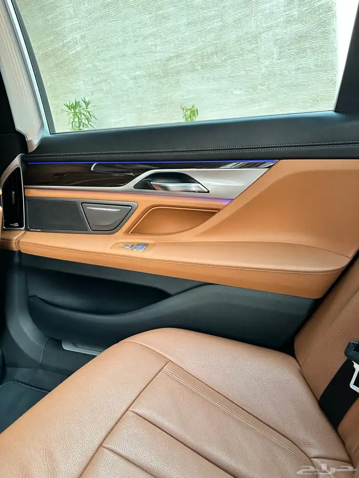 بي ام دبليو 740 الناغي 10