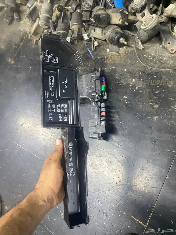 علب فيوزات كامري 2002 0