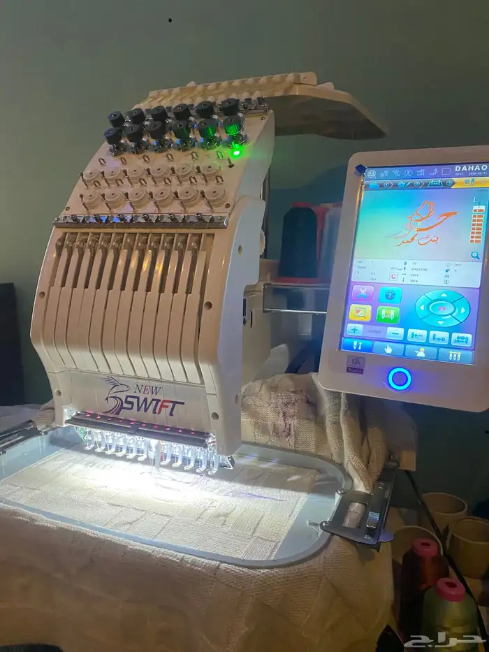 ماكينة تطريز 0