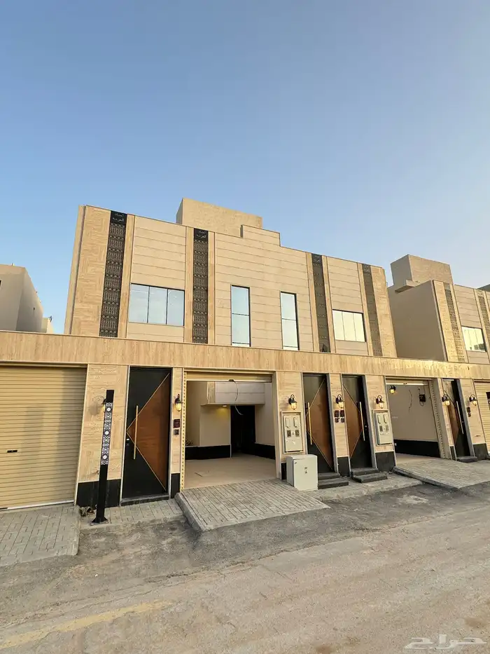 للبيع تاون هاوس ب مليون و50 عرض وجوار جميع الخدمات الرياض 0