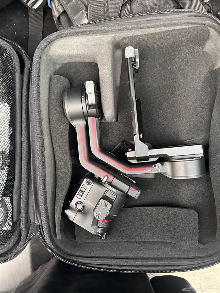 مانع اهتزاز dji RS3 pro شبه جديد بكامل اغراضها 3