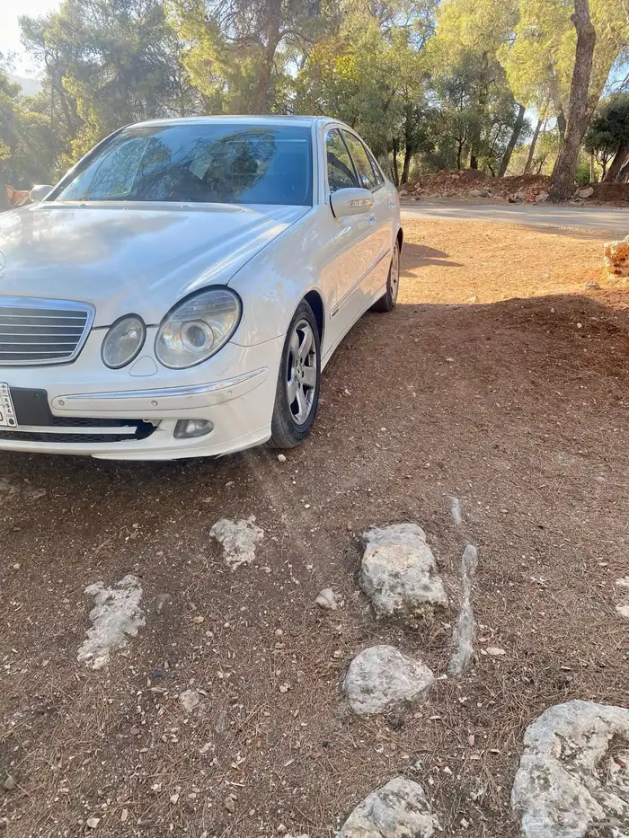 مرسيدس E240 موديل 2005 فل كامل للبيع 1