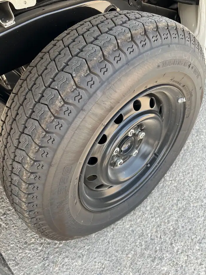 كفرات وجنوط هايلكس 2003 0