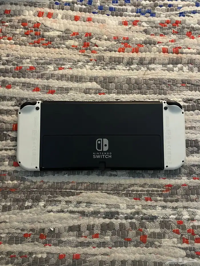 نينتندو سويتش اوليد مع كامل ملحقاته واشرطه 1