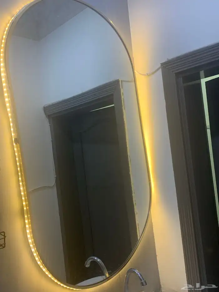 مرايه مع اضاءه 0