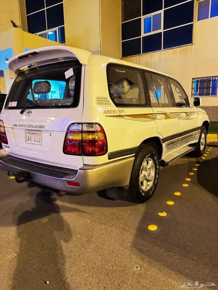 جيب لاند كروزر 2002 جي اكس ار 3