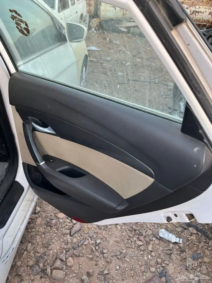 جيلي للبيع قطع غيار بيع قطع 3