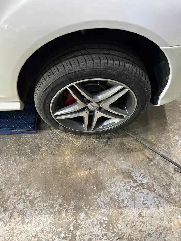 للبيع جنوط مرسيدس 18 11