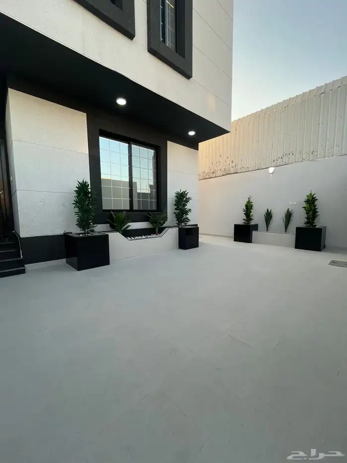 شقق دور ارضى وعلوى للبيع بحى البوادى 1