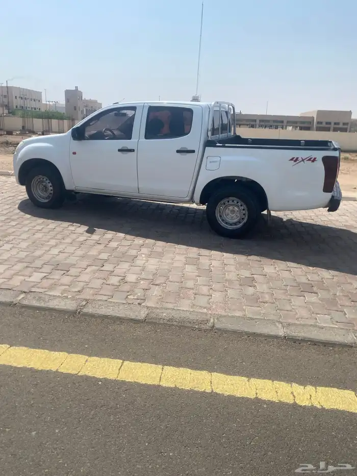 للبيع ايسوزو دبل غمارتين قير عادي 4