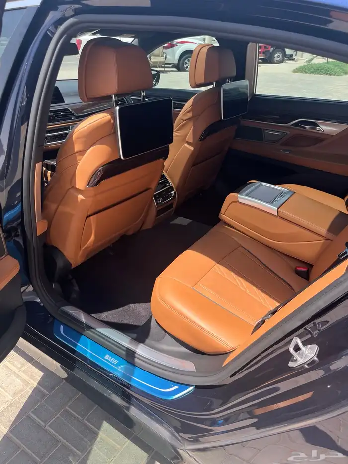 بي ام دبليو 740 الناغي مخزنه 2016 15