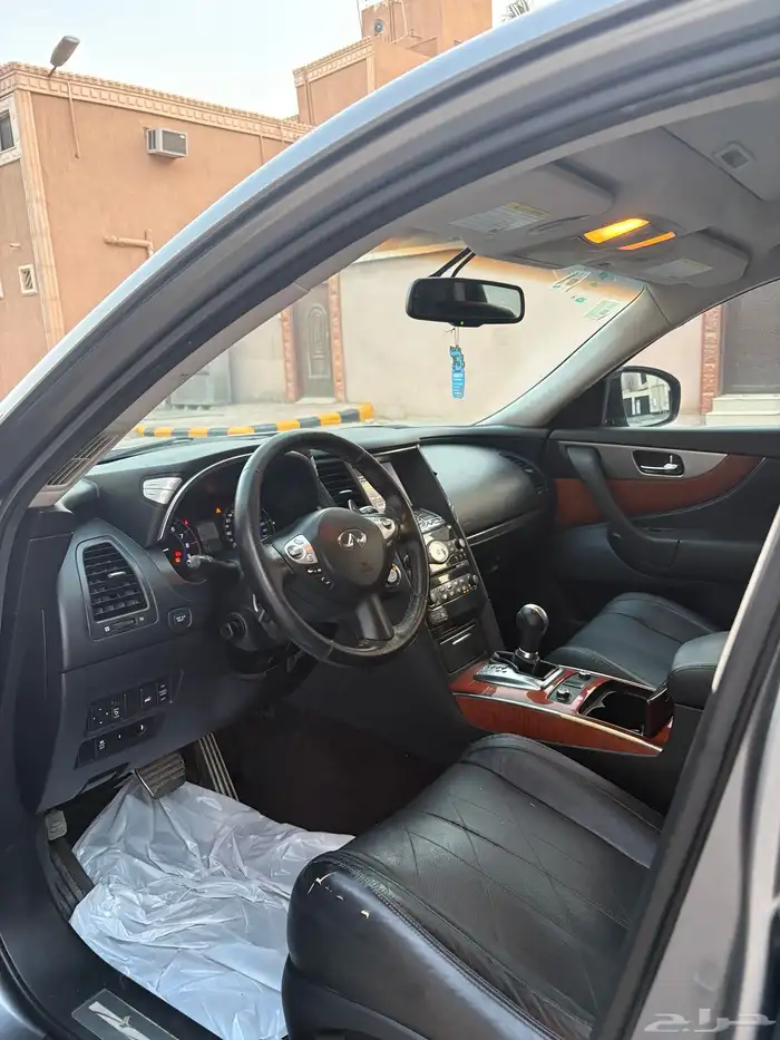 انفنتي QX70 18