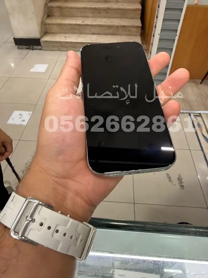 للبيع ايفون 15 برو 128 مستخدم نظيف 3