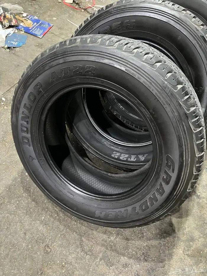 كفرات دنلوب وكاله جيب جكسار مقاس 285 60 18 30