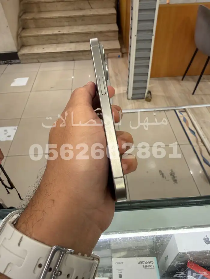 للبيع ايفون 15 برو 128 مستخدم نظيف 4