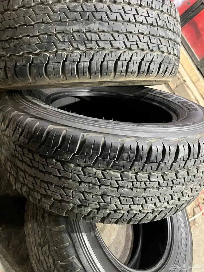 كفرات دنلوب وكاله جيب جكسار مقاس 285 60 18 22