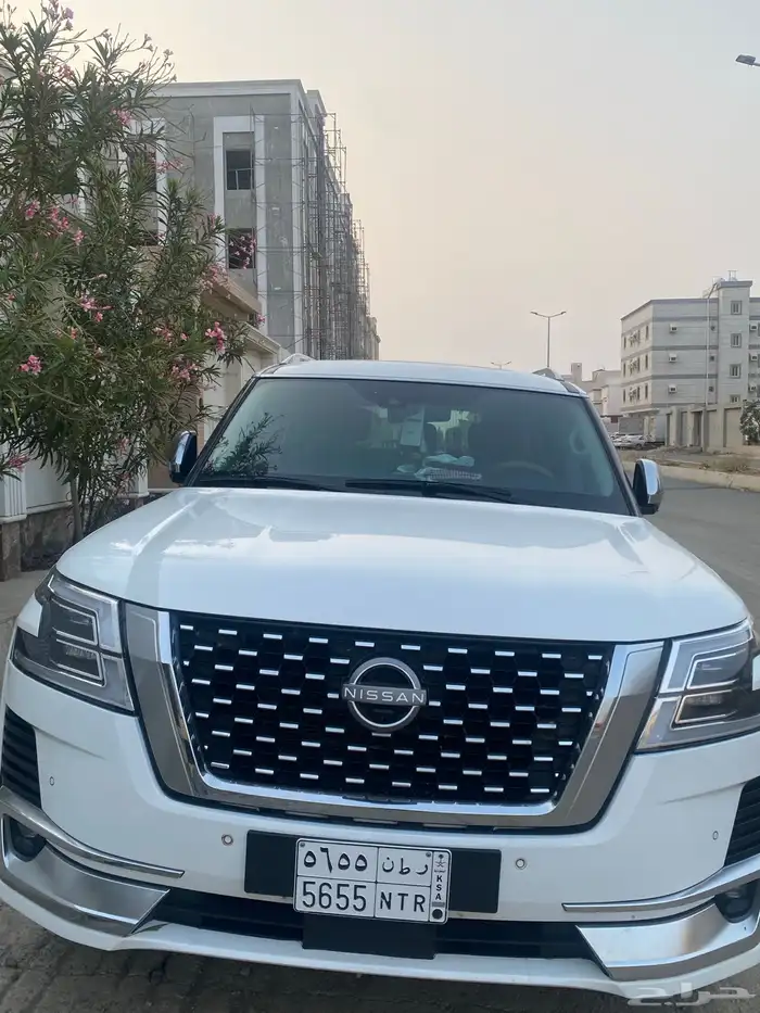 باترول بلاتينيوم فل كامل 2023 ابيض داخلي جملي 2