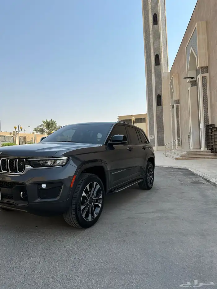 جيب قراند شروكي أوفر لاند 2023 - Grand Cherokee Overleand 27
