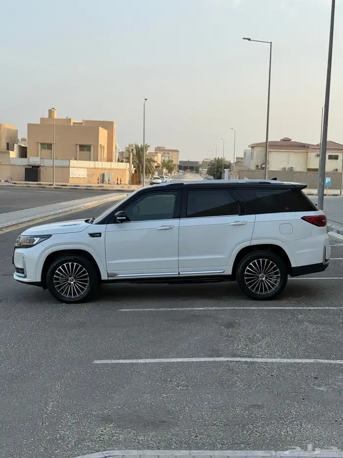 للبيع شانجان C95 روبال شبه جديد فل كامل 2023 3
