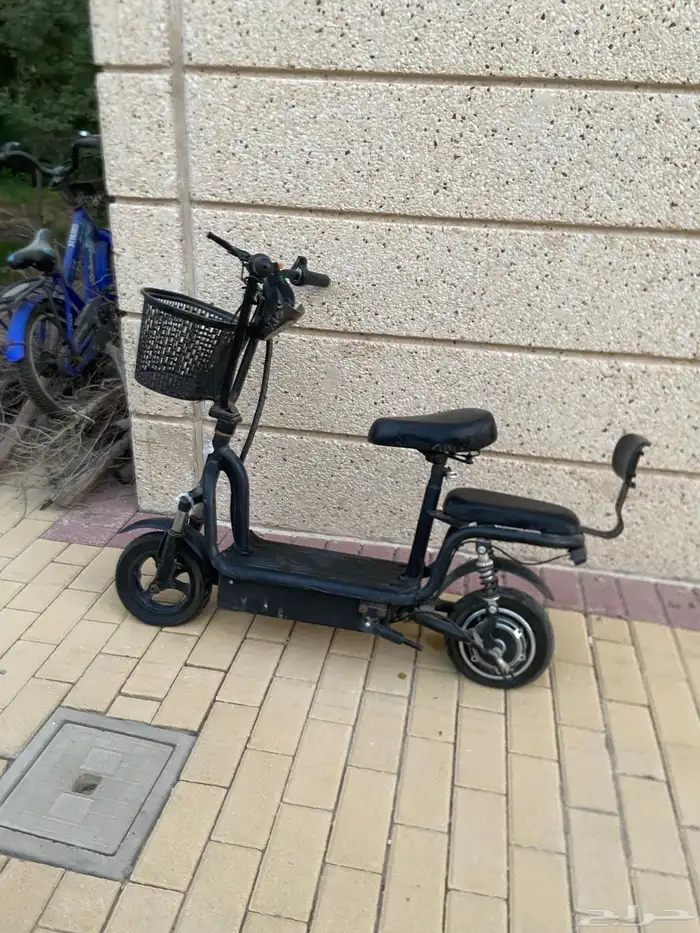 سكوتر مقعدين مع سله 0