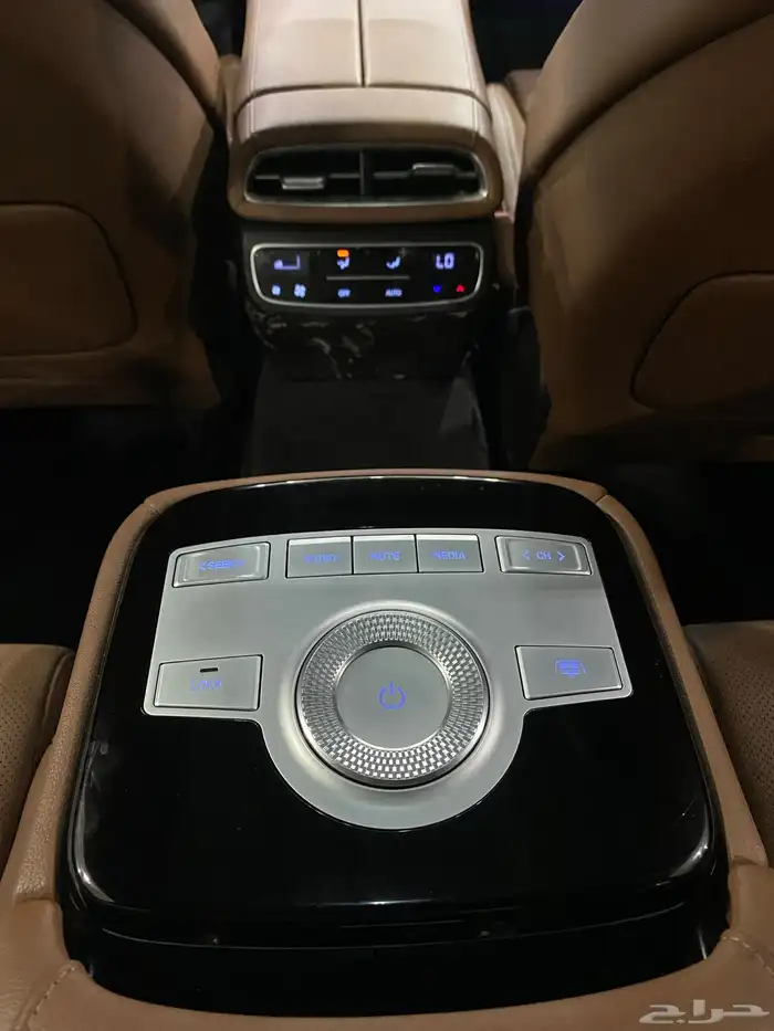 جنسس G80 نص فل 2022 8