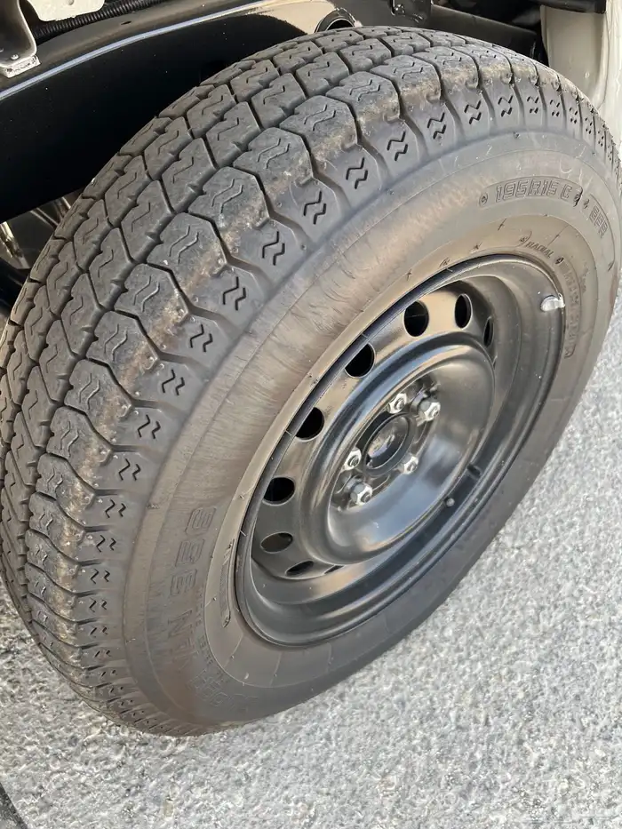 كفرات وجنوط هايلكس 2003 1