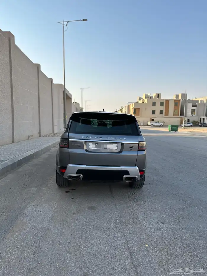 رنج روفر سبورت HSE 2020 على الضمان 4