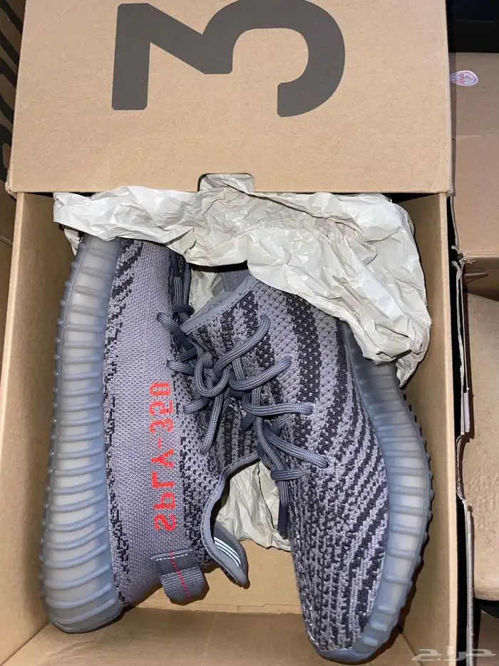 حذاء رياضي ييزي بوست 350 V2 0