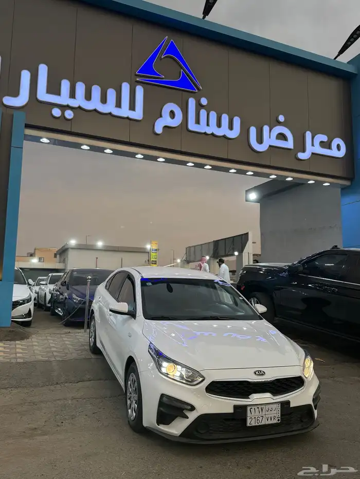 كيا سيراتو موديل 2021 عداد 89 الف 2