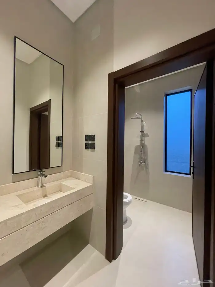 شقق ارضيه وعلويه تبداء من 490 الف ح الروضه قرب المطار 7