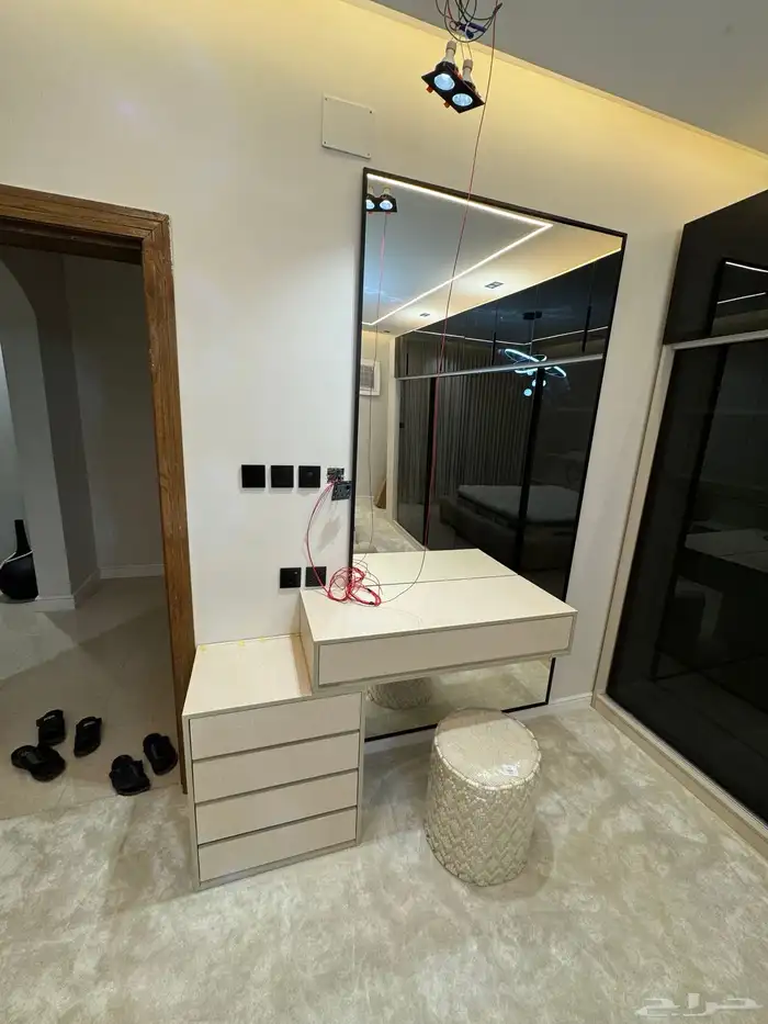 غرفة النوم تفصيل خشب تايلندي 22