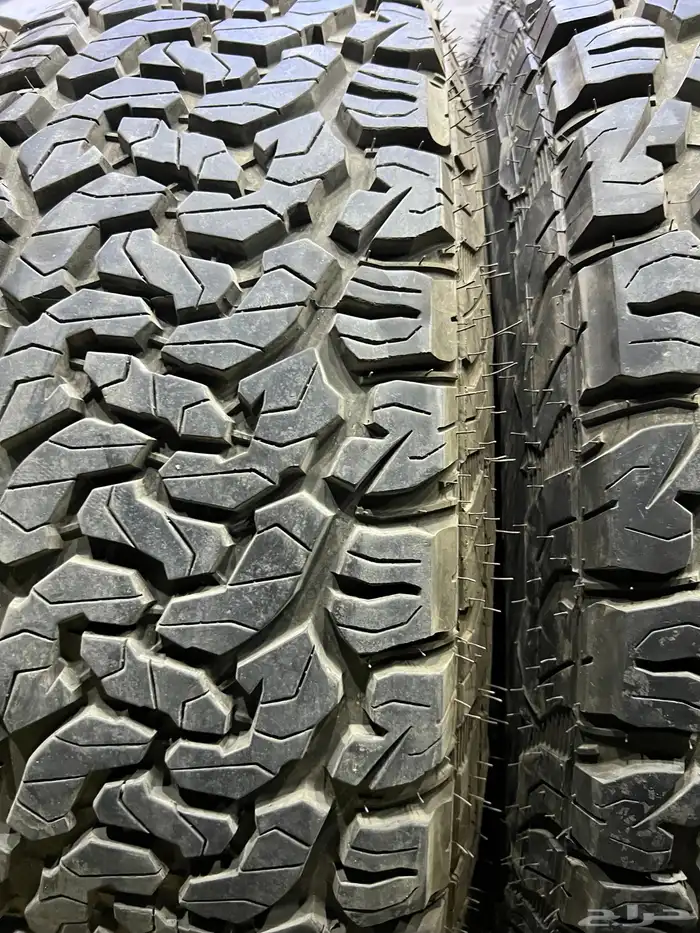 كفرات نص حجري بي واي رتش مقاس 285 70 17 16