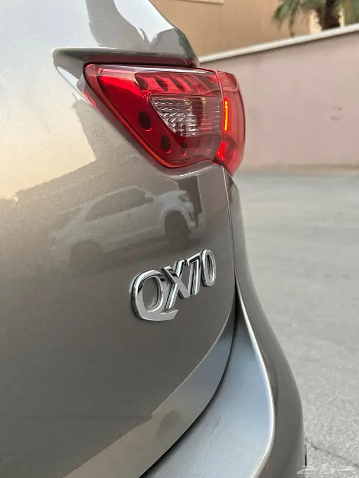 انفنتي QX70 11