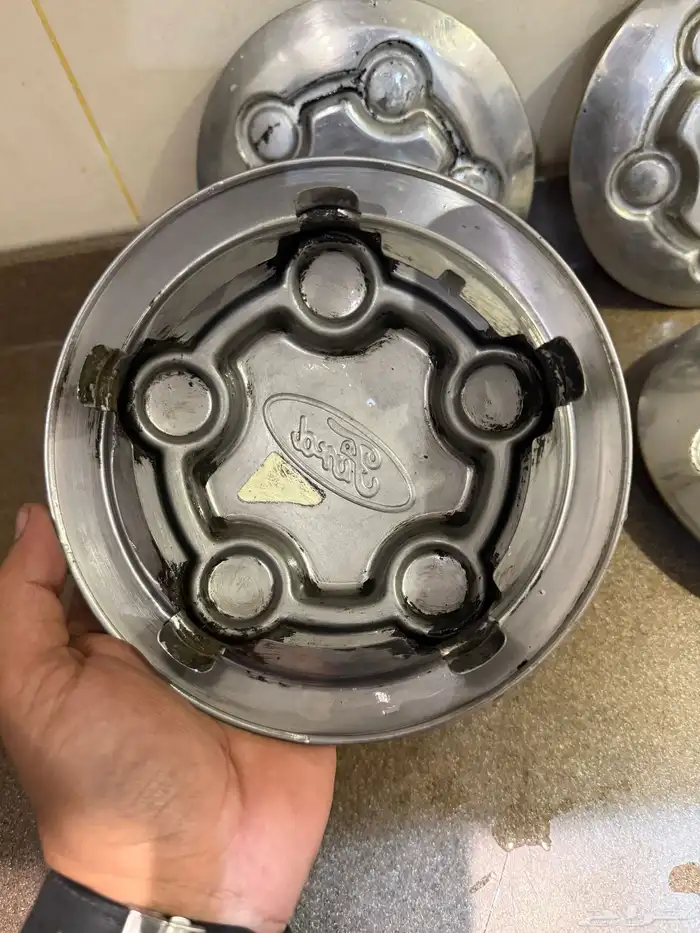 طيس بوليسيه بلد اصليه 0