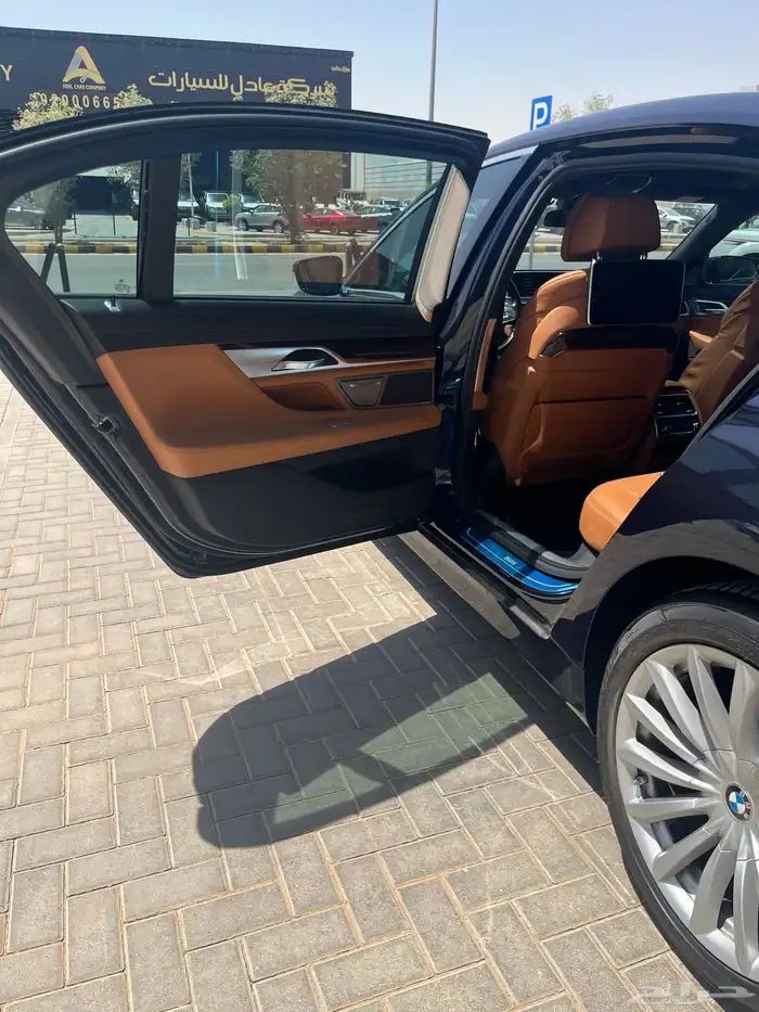بي ام دبليو 740 الناغي مخزنه 2016 24
