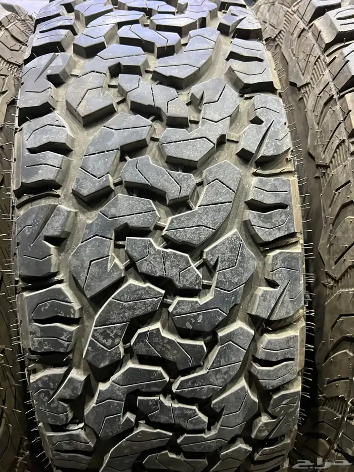 كفرات نص حجري بي واي رتش مقاس 285 70 17 3