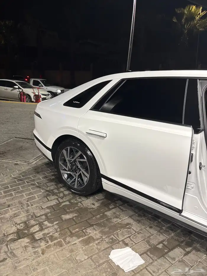 للبيع - ازيرا كلاسيك 2024 1