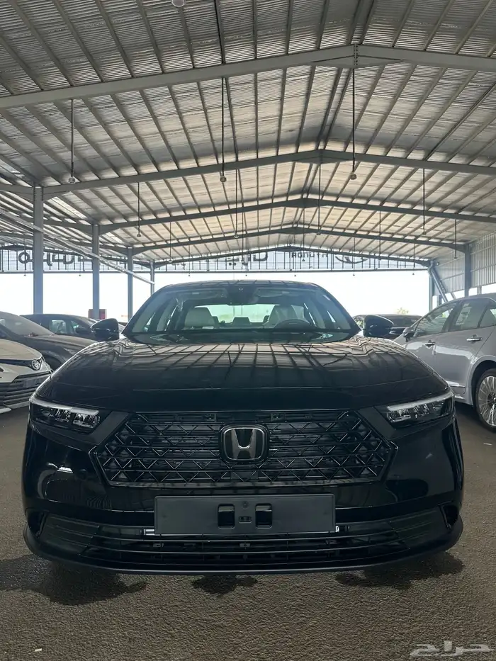 هوندا اكورد نص فل EX اللون اسود موديل 2025 20