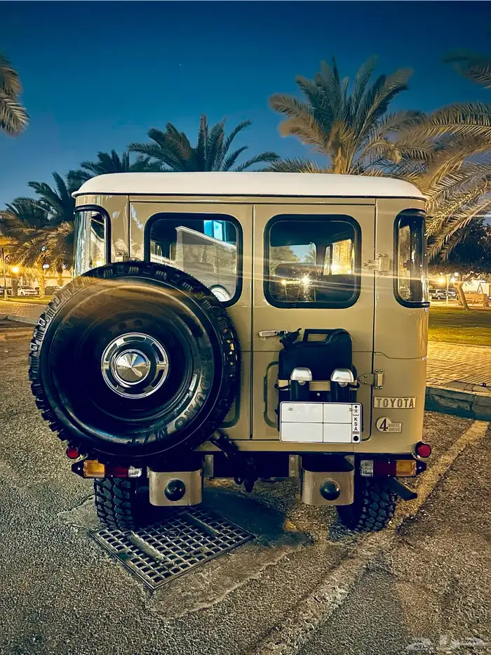جيب تويوتا FJ40 LX 5