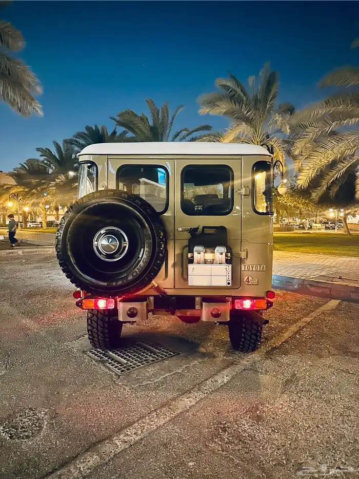 جيب تويوتا FJ40 LX 4