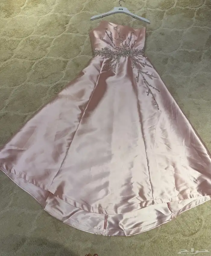 فستان سهرة او شبكة 1