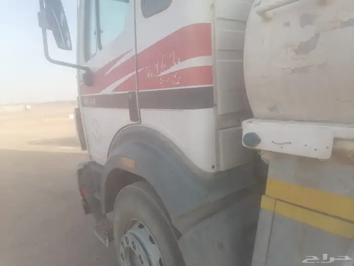 وايت ال بي 1