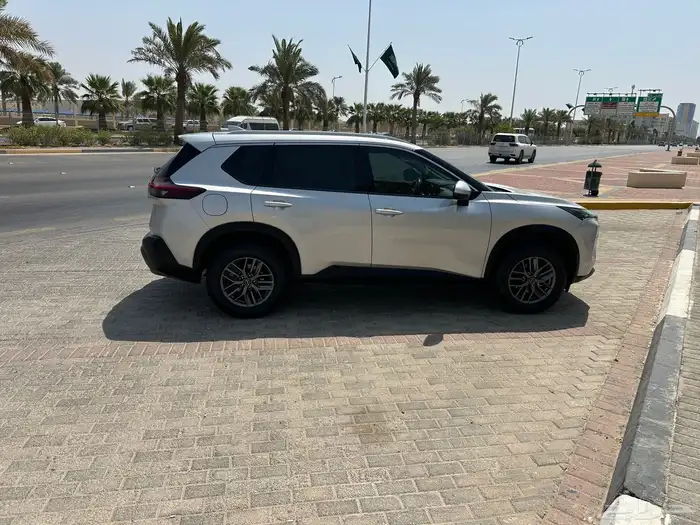 اكس تريل 2025 دبل مباع 8