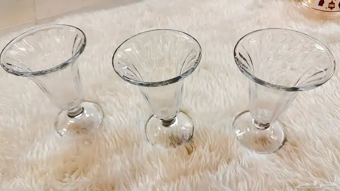 ثلاث كاسات ايسكريم او كاسات حلى او كاسات مكسرات جديده 2
