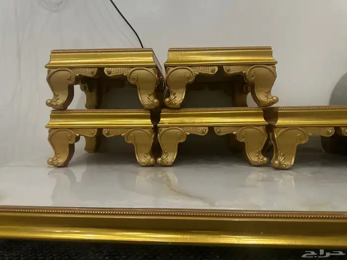 طاوله جديده استخدام نظيف السعر 300 0