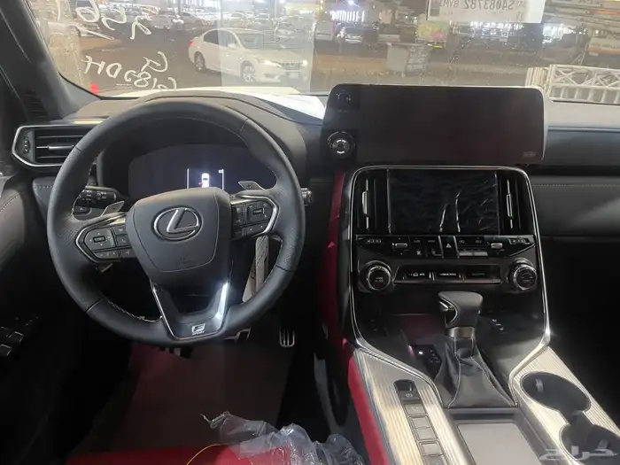جيب لكزس LX600 اف اسبورت موديل 2025 7