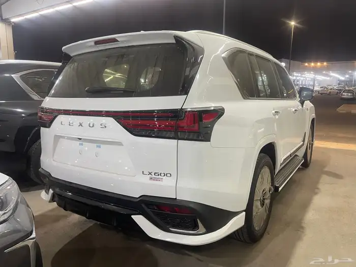 جيب لكزس LX600 اف اسبورت موديل 2025 2