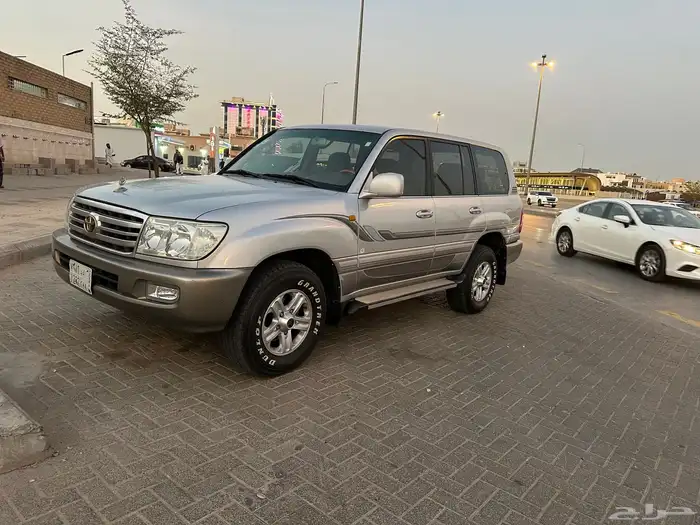للبيع جي اكس ار 2006 توماتيك نظيف جدا شرط 10