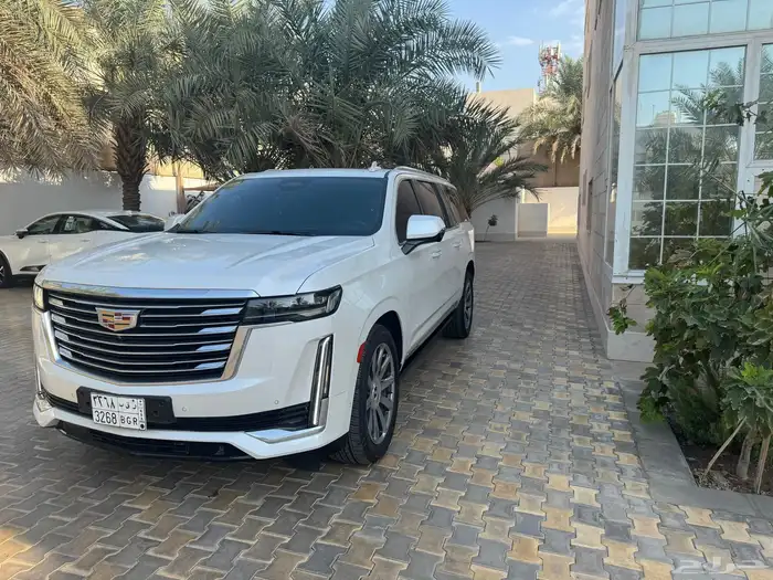للبيع اسكاليد بلاتنيوم 2022 1